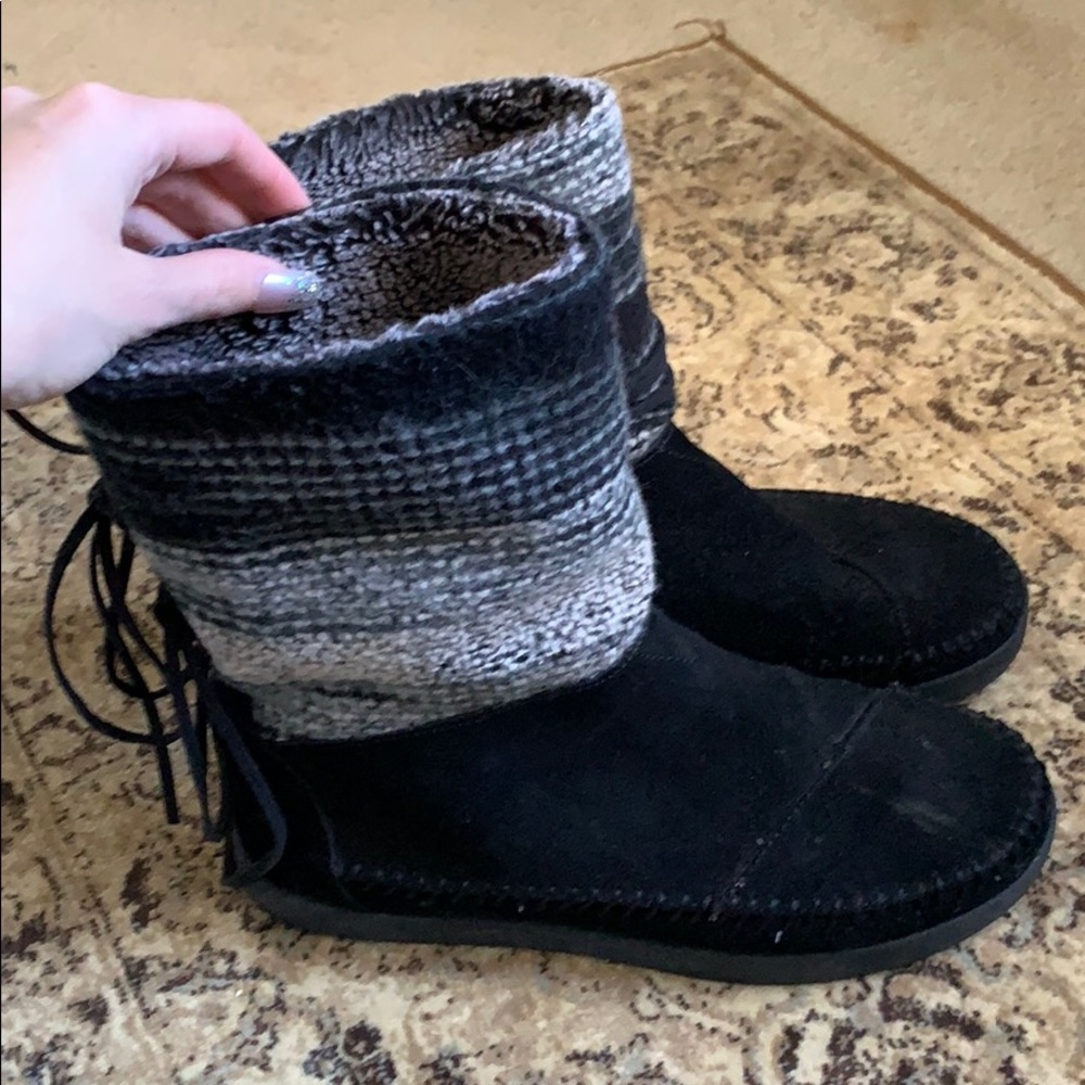 Toms Black Boots